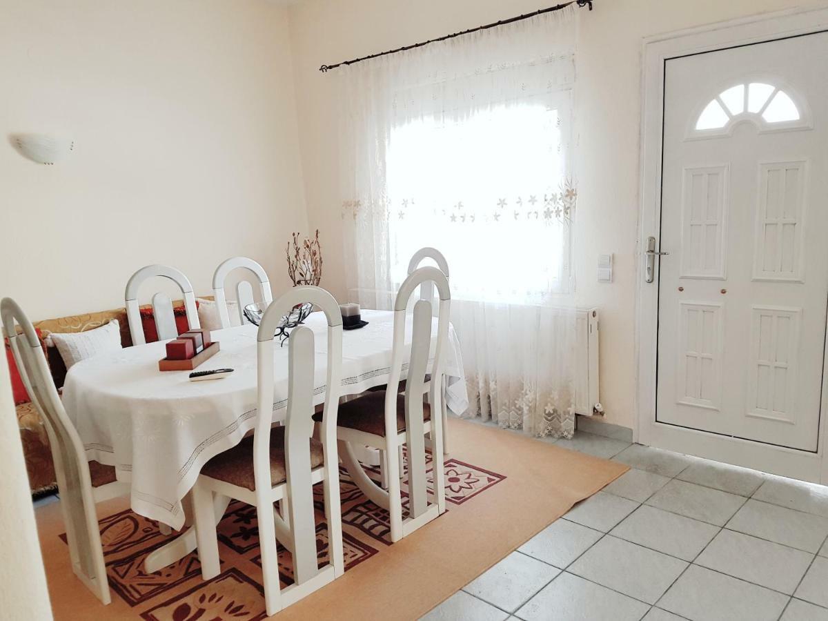 Anastasia'S Home Néa Péramos Exteriér fotografie